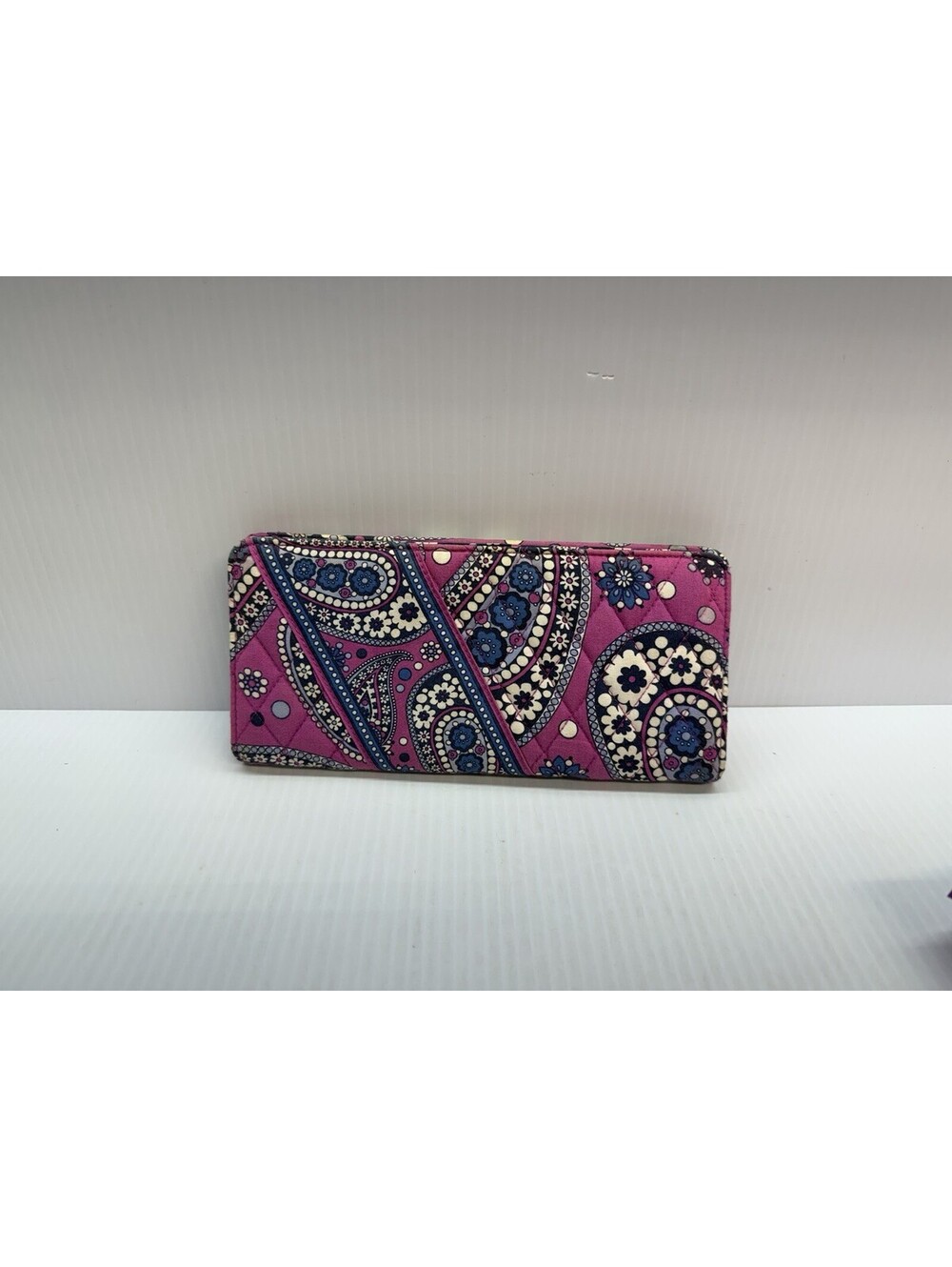 Vera Bradley Pink Floral Paisley Tri-fold Card Wallet with Magnetic Closure